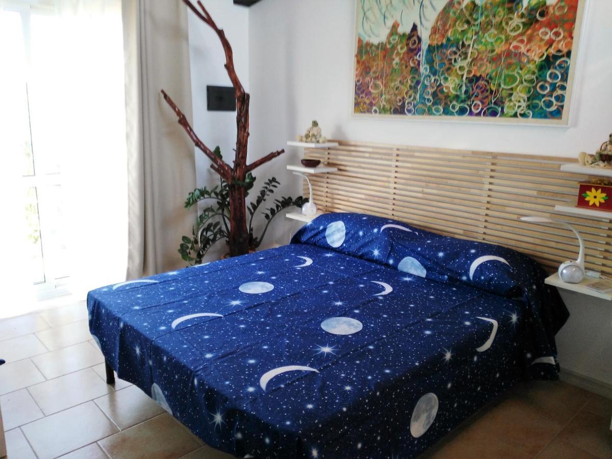 B&B Glamping Semaforo Capo Sperone SantʼAntìoco Екстериор снимка