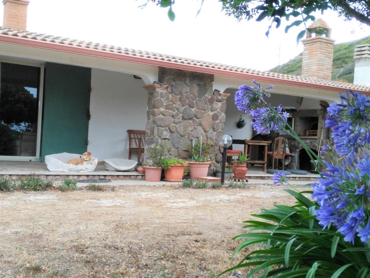 B&B Glamping Semaforo Capo Sperone SantʼAntìoco Екстериор снимка