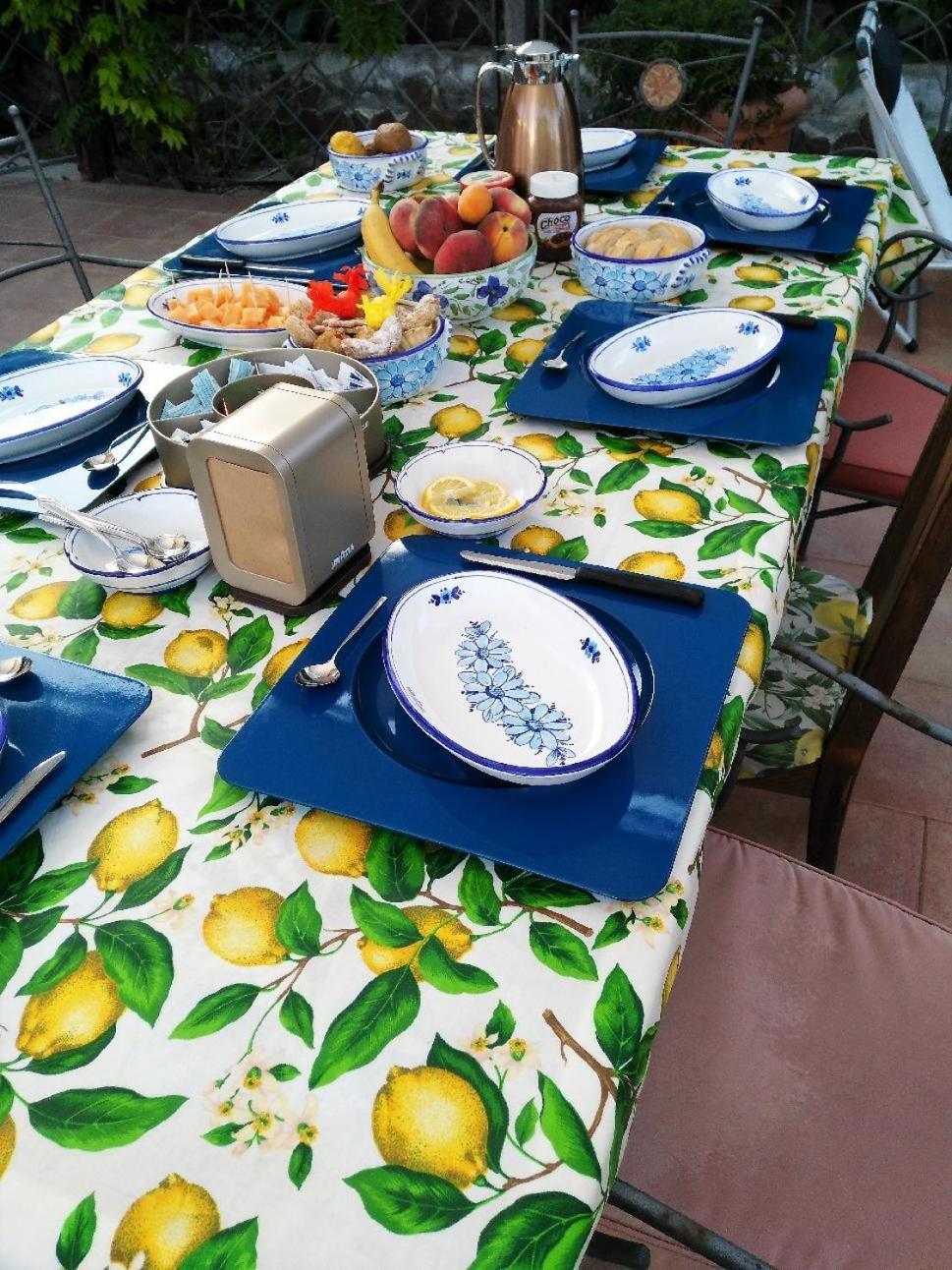 B&B Glamping Semaforo Capo Sperone SantʼAntìoco Стая снимка